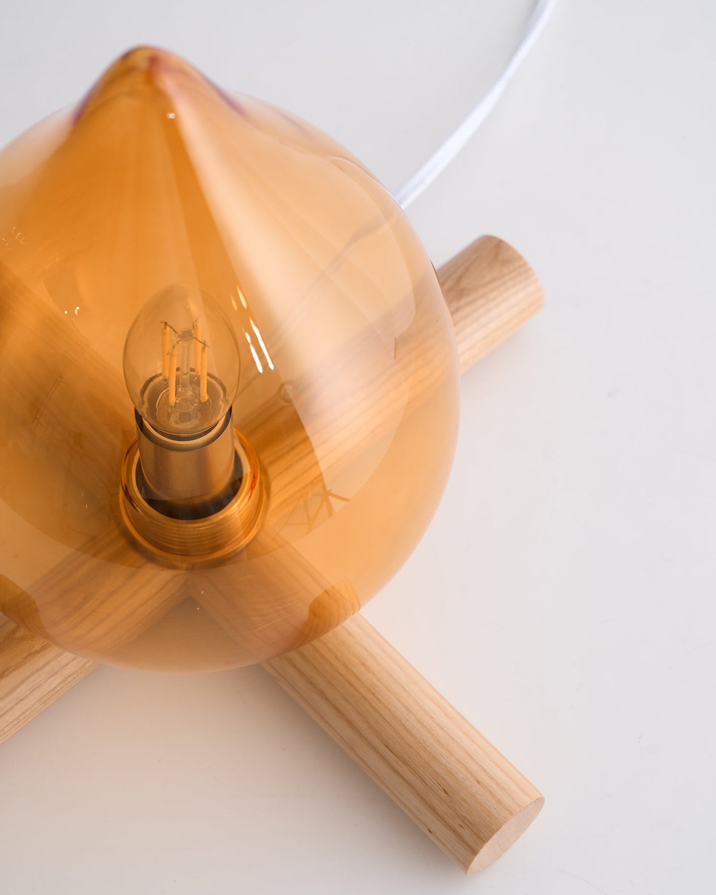 Élora Firebeam Glass Table Lamp with Wooden Base