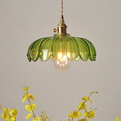 Aurélie Green Scalloped Glass Retro Pendant Light
