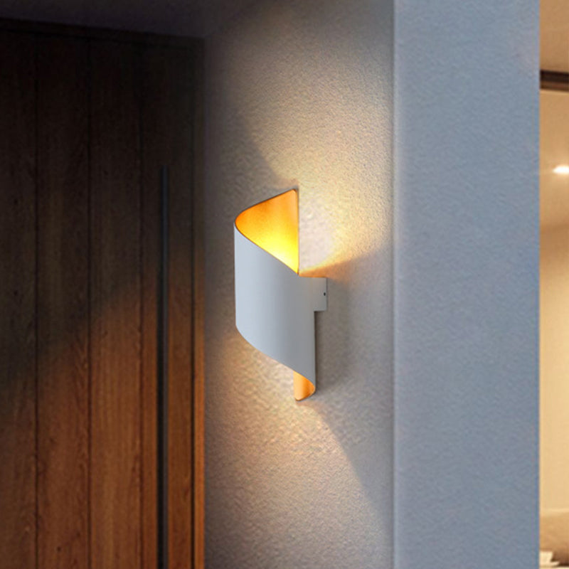 Léa Spiral LED Wall Light Sconce