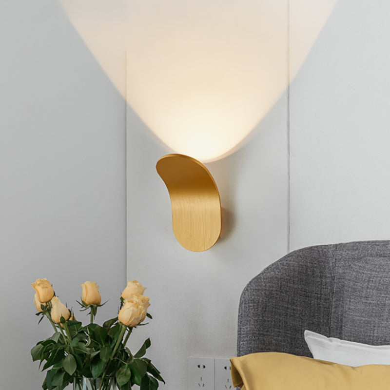 Élodie Modern Metal LED Bedside Wall Light