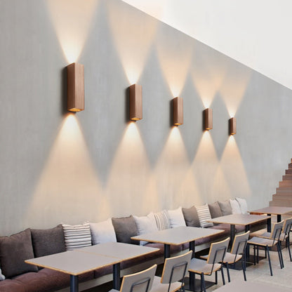 Aurélie Mini Column Wall Lamp – Metal Sconce, 4 Inch & Under