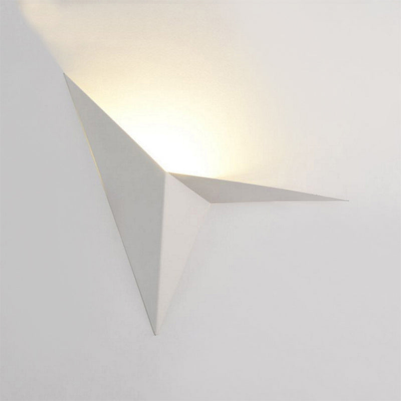 Adélie Polygon LED Wall Sconce Black/White Modern