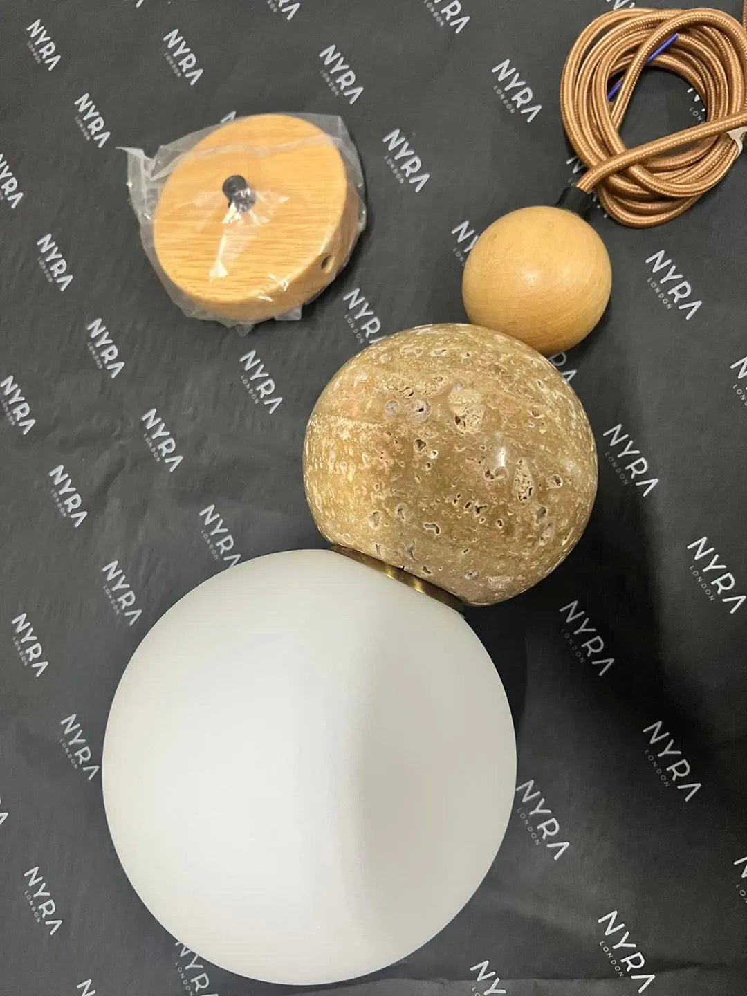 Béatrice Wabi-Sabi Stone Pendant Light