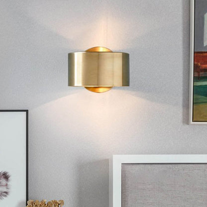 Élise Gold Drum Wall Light Minimalist Sconce
