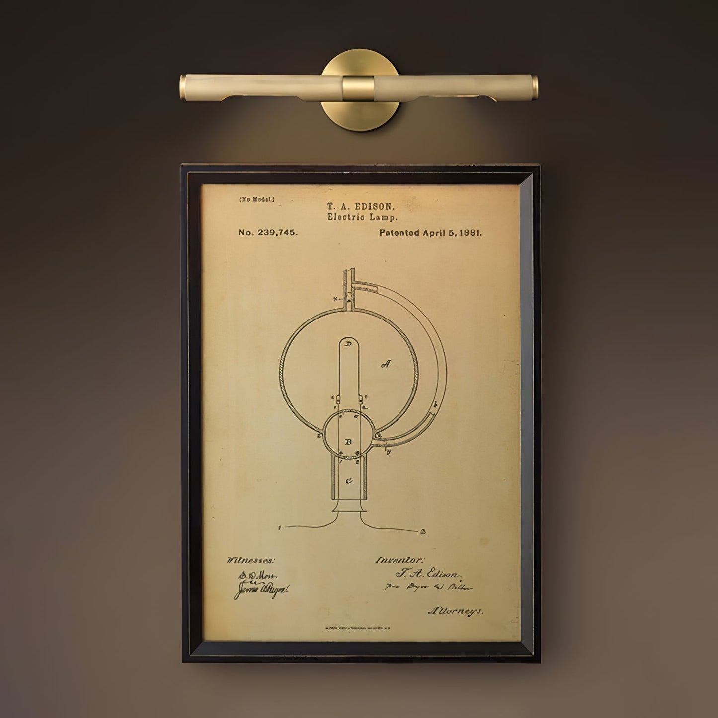 Émile Anvers Picture Wall Lamp with Brass Finish