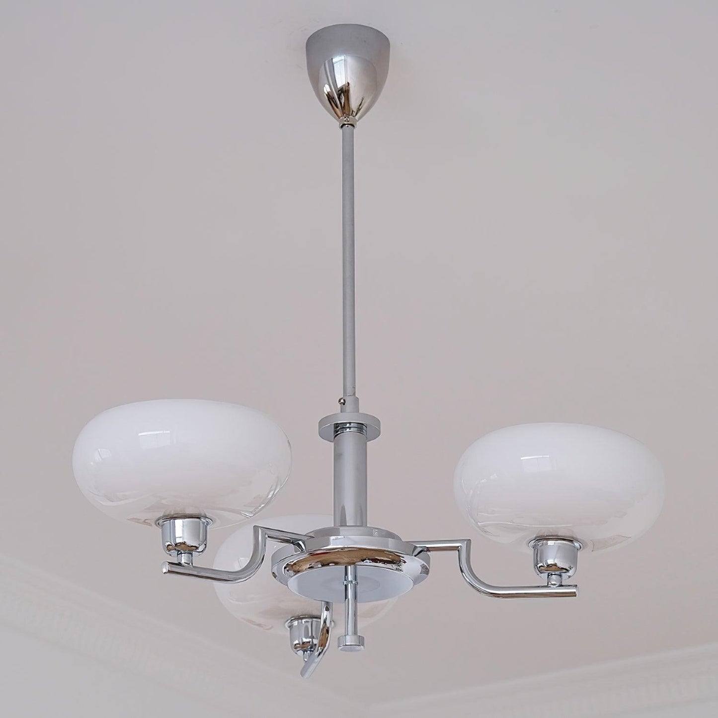 Geneviève Deco Chandelier