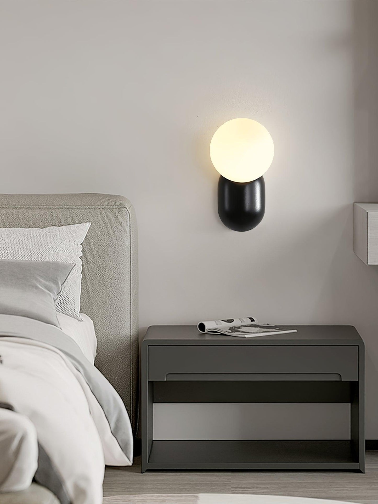 Aurélie Cantilever Wall Light Resin and Glass Decorative Lighting
