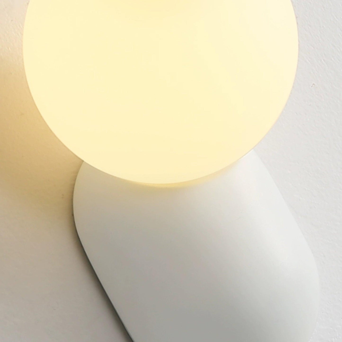 Aurélie Cantilever Wall Light Resin and Glass Decorative Lighting