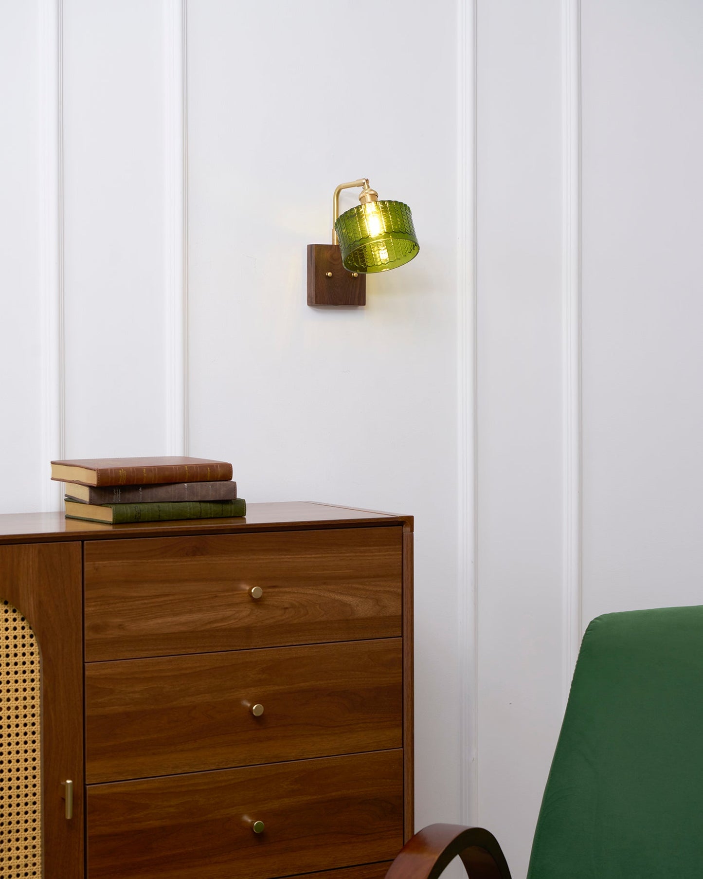 Eléonore Cavella Wall Lamp with Green Fish-Scale Glass Shade