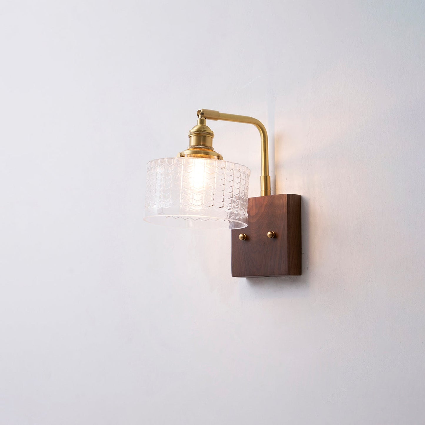 Eléonore Cavella Wall Lamp with Green Fish-Scale Glass Shade