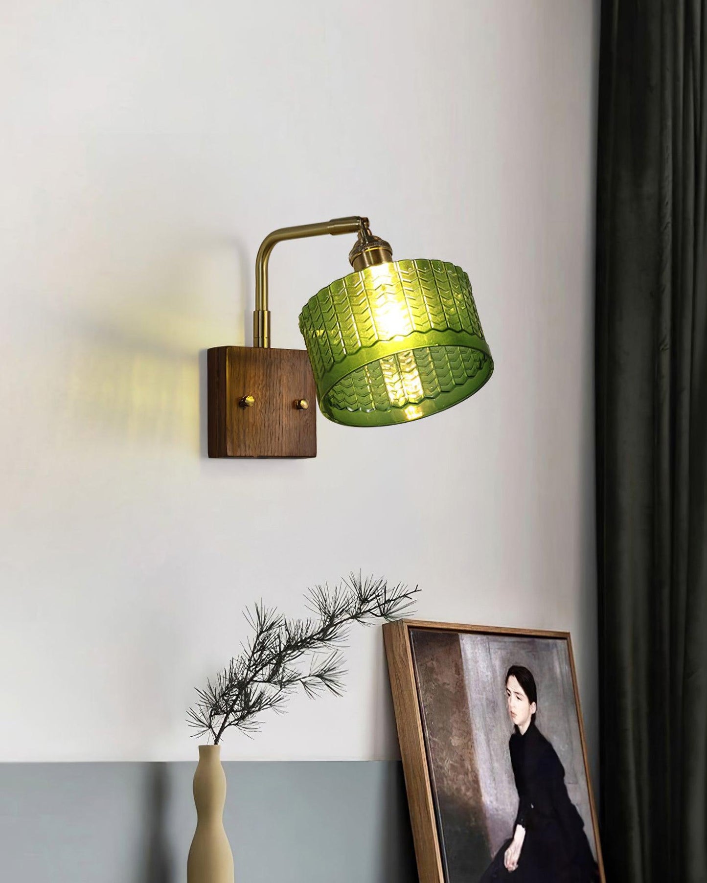 Eléonore Cavella Wall Lamp with Green Fish-Scale Glass Shade