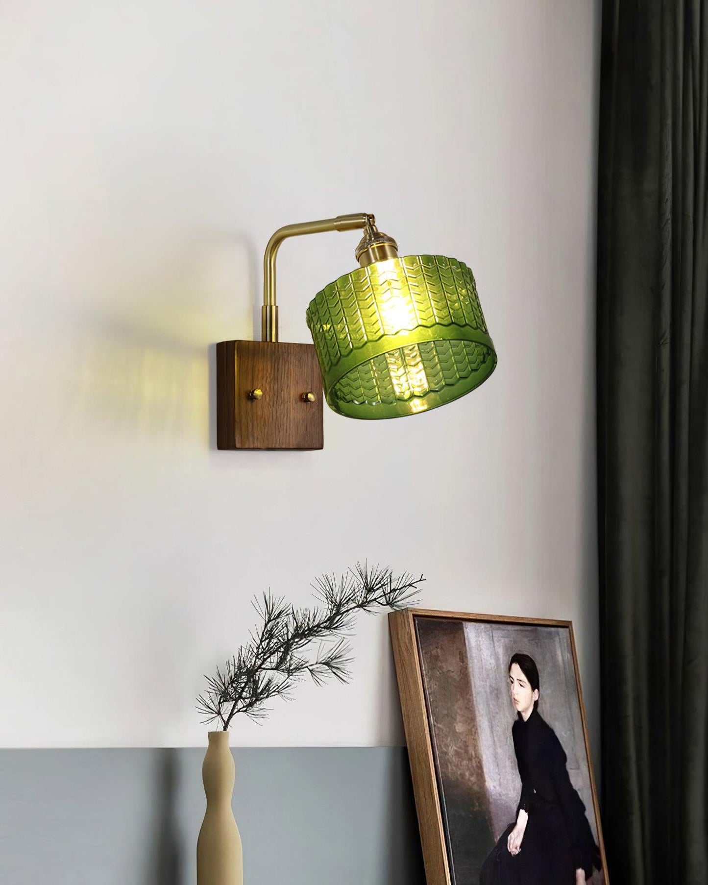 Eléonore Cavella Wall Lamp with Green Fish-Scale Glass Shade