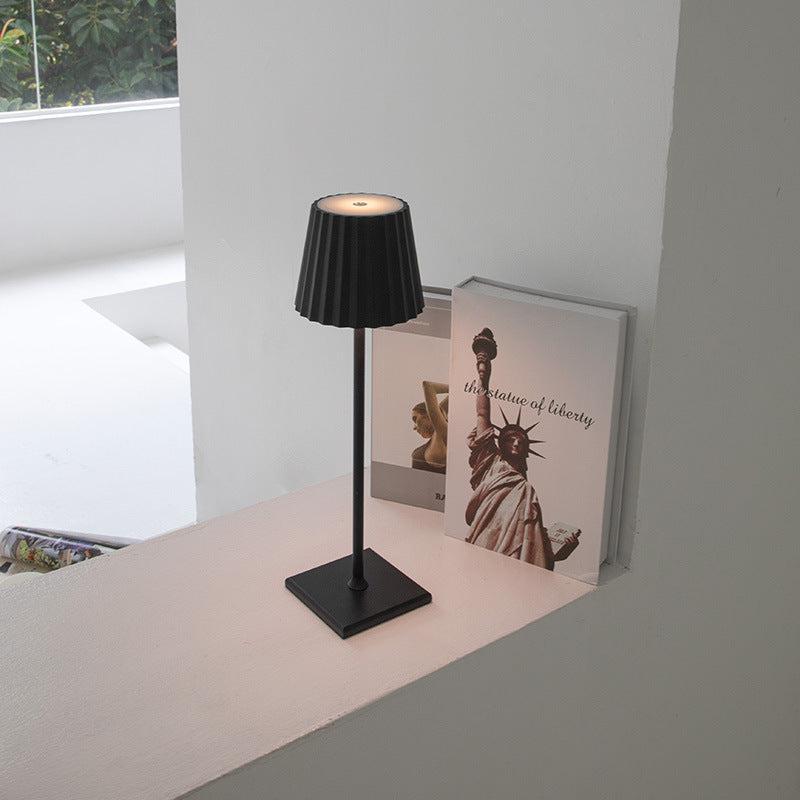Élodie Dainty Groove Cordless LED Table Lamp Black Minimal Light