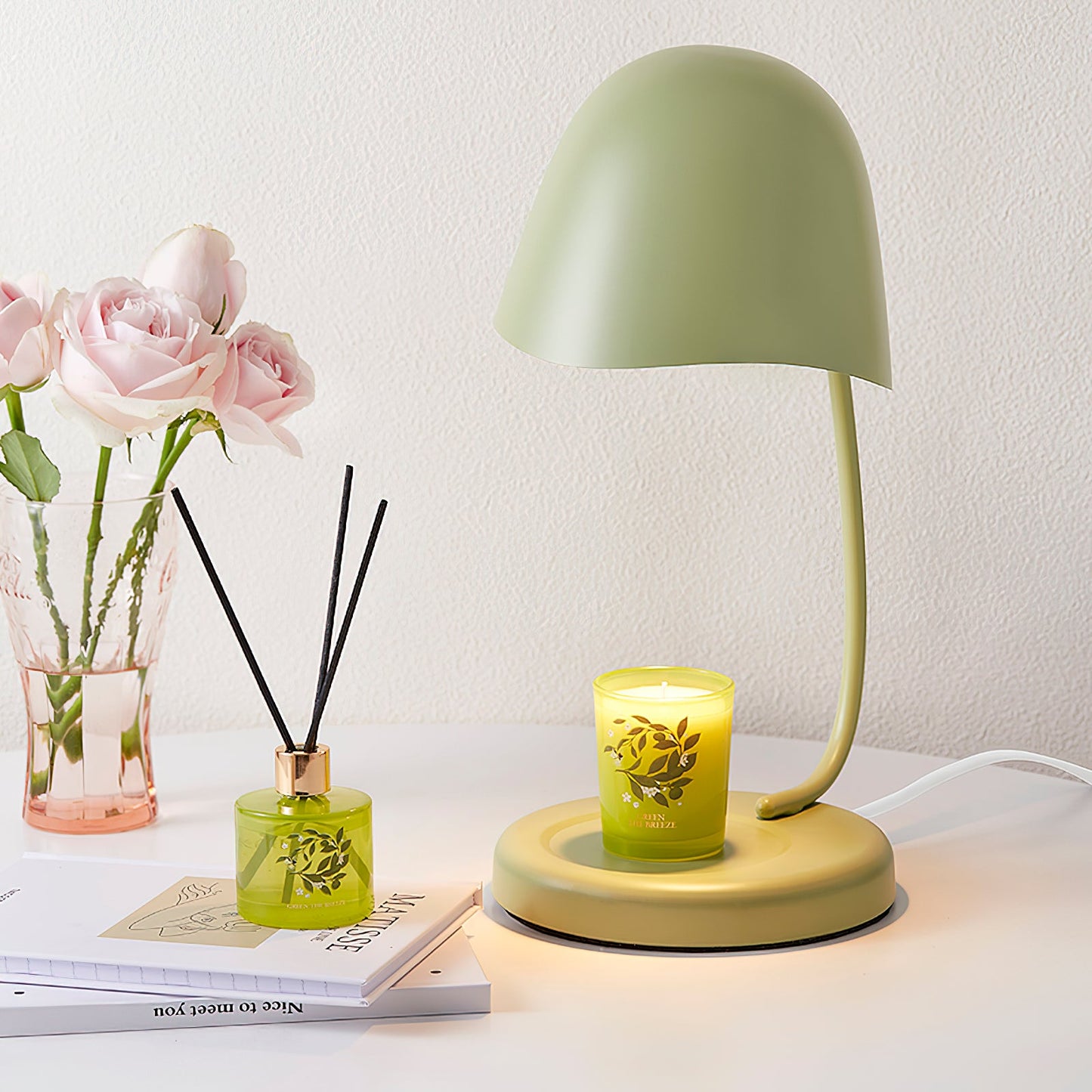 Chloé Eggshell Candle Warmer Lamp with Adjustable Neck