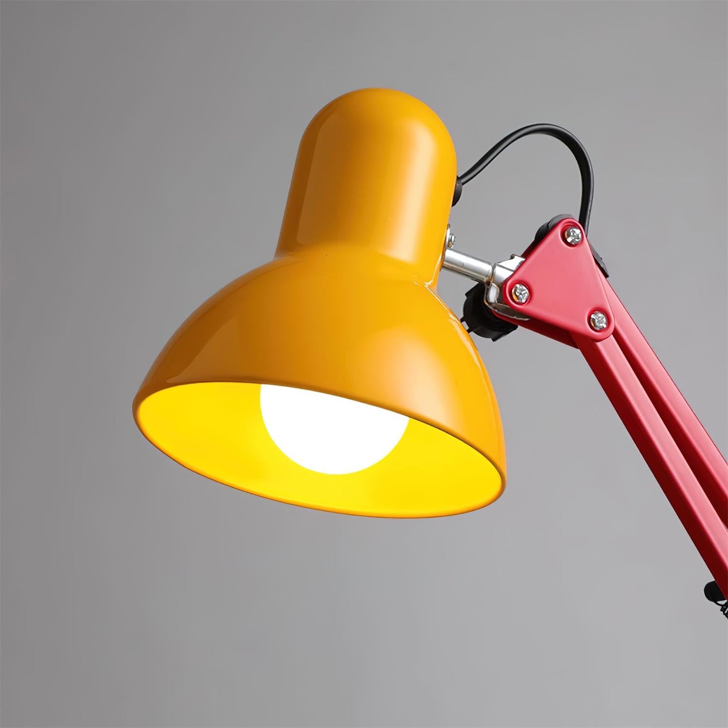 Solène Memphis Adjustable Table Lamp with Color Block Design