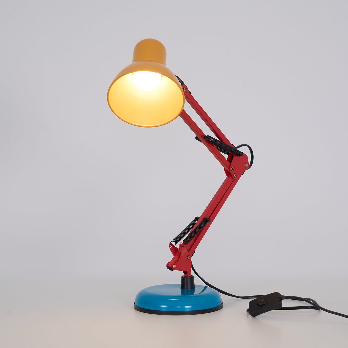 Solène Memphis Adjustable Table Lamp with Color Block Design