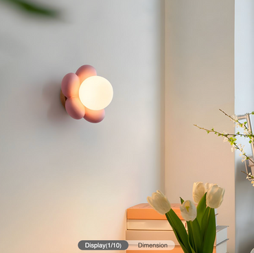 Élise Flower Globe LED Wall Light Resin Floral Sconce Lamp
