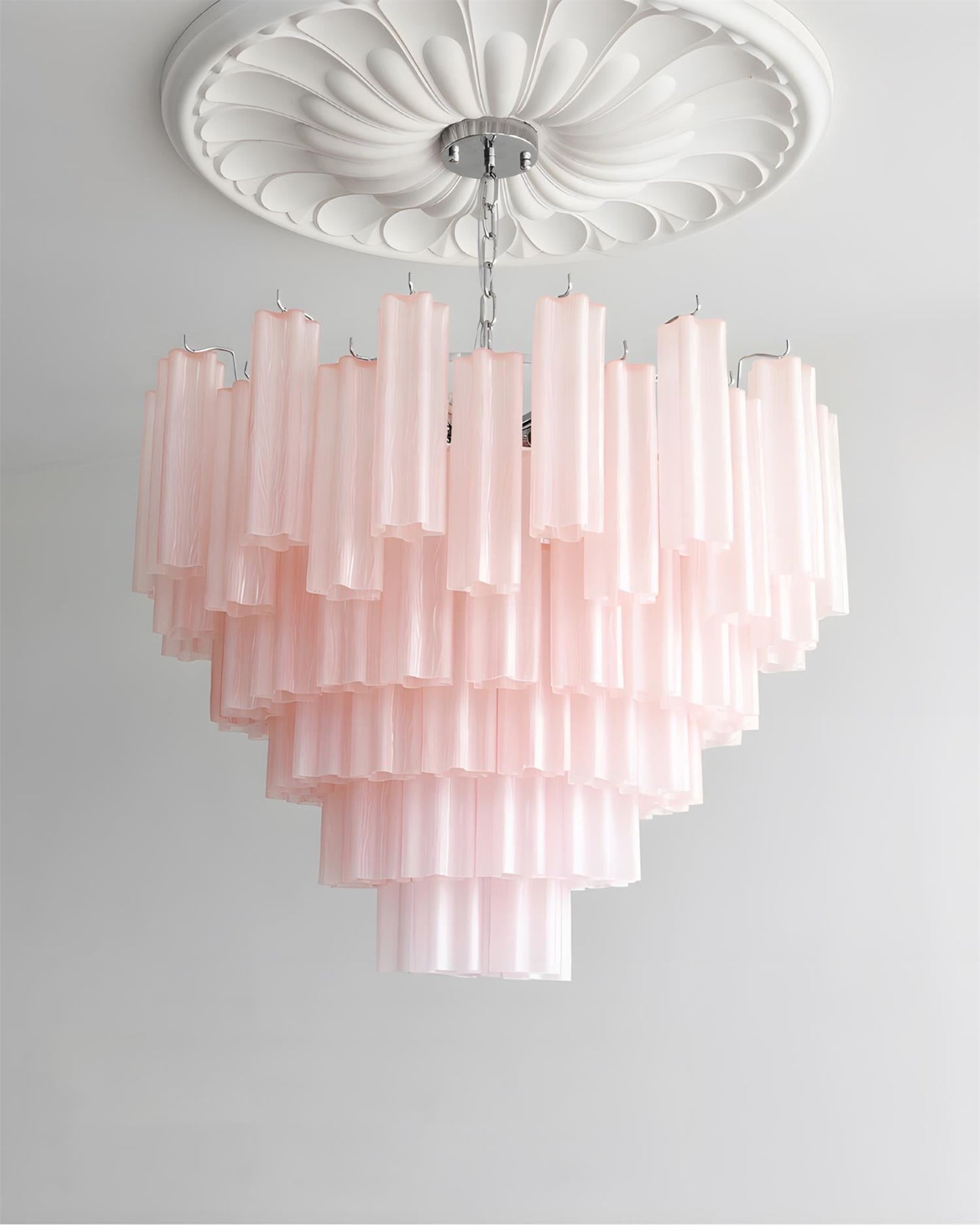 Élodie FrostTier Chandelier