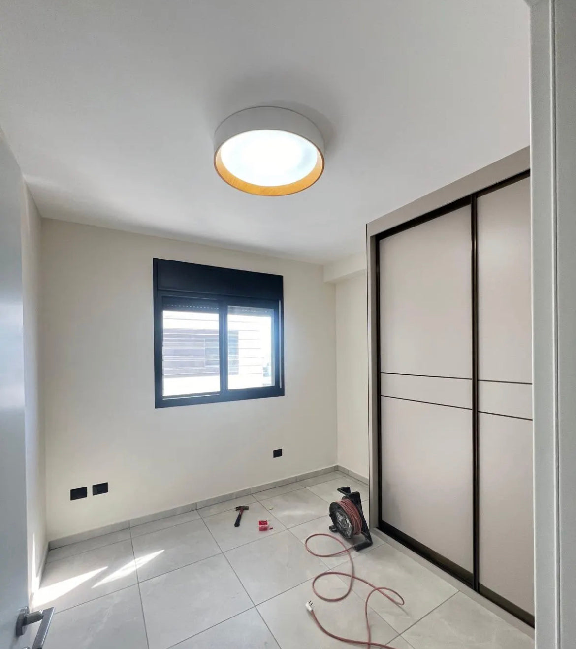 Camille Modern Minimalist Atmosphere Light