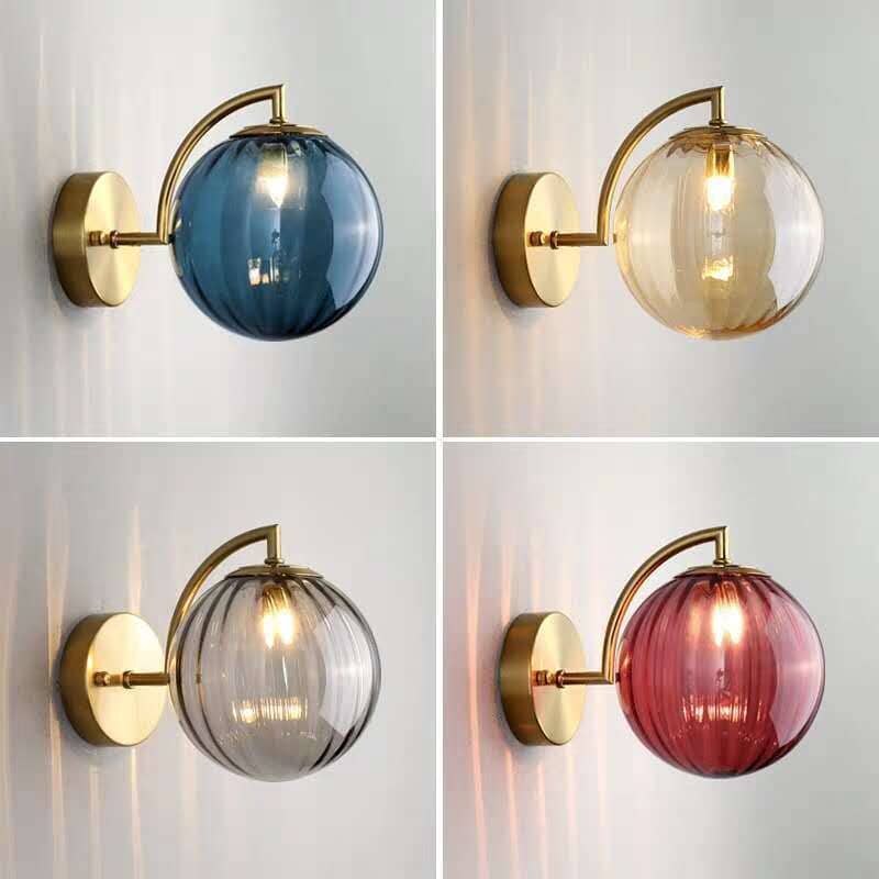 Céleste Glass Wall Lamp with Elegant Round Design
