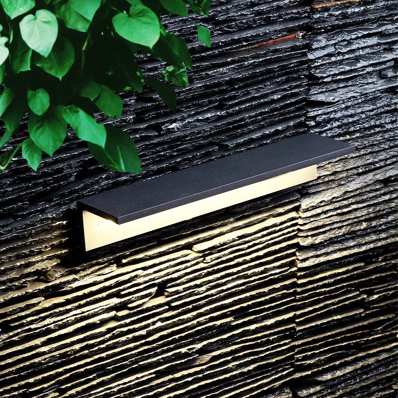 Amélia Outdoor Waterproof Wall Lamp Modern LED Fixture