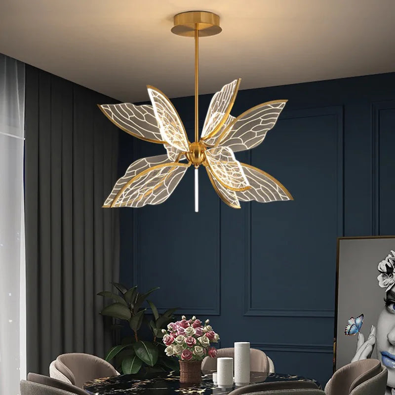 Inès Butterfly Acrylic Chandelier