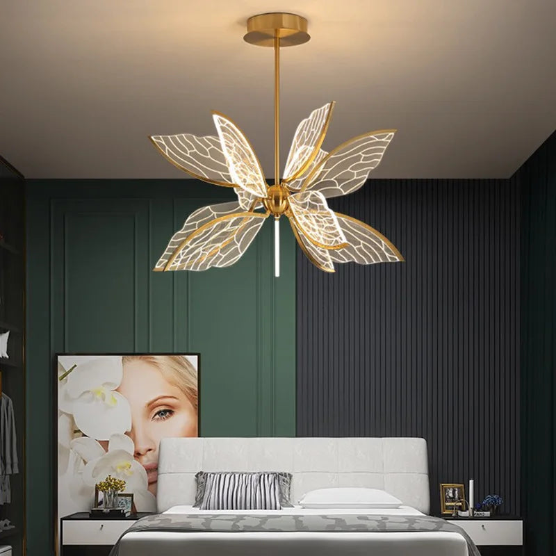 Inès Butterfly Acrylic Chandelier