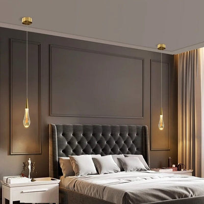 Amélie Golden Droplet Pendant Light