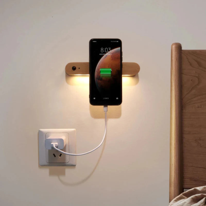 Élise IllumiKey Wooden Magnetic Key Holder LED Night Light