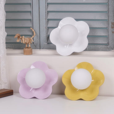 Amélie La Fleur Plug-In Wall Lamp – Whimsical Resin & Glass Decor Light