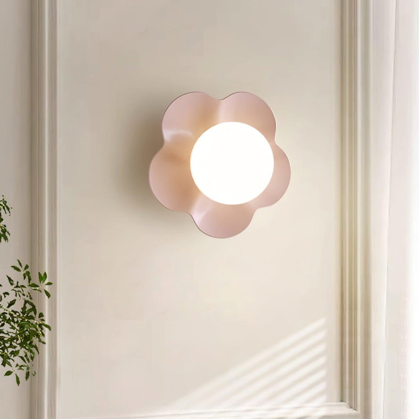 Camille La Fleur Wall Lamp with Resin Flower Shade