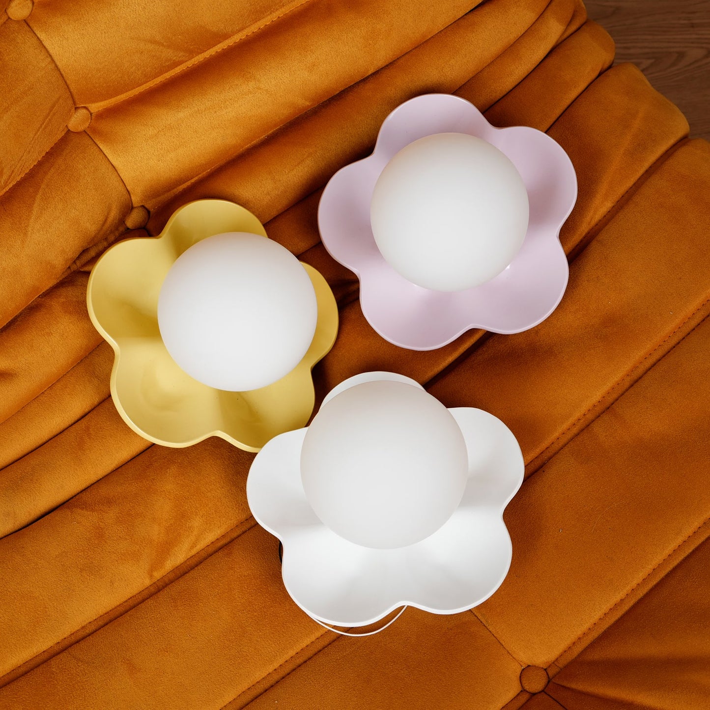 Camille La Fleur Wall Lamp with Resin Flower Shade