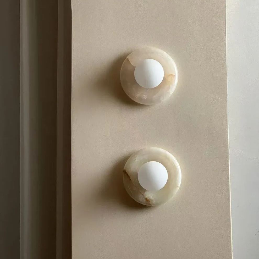 Éloise Marble Wall Lamp