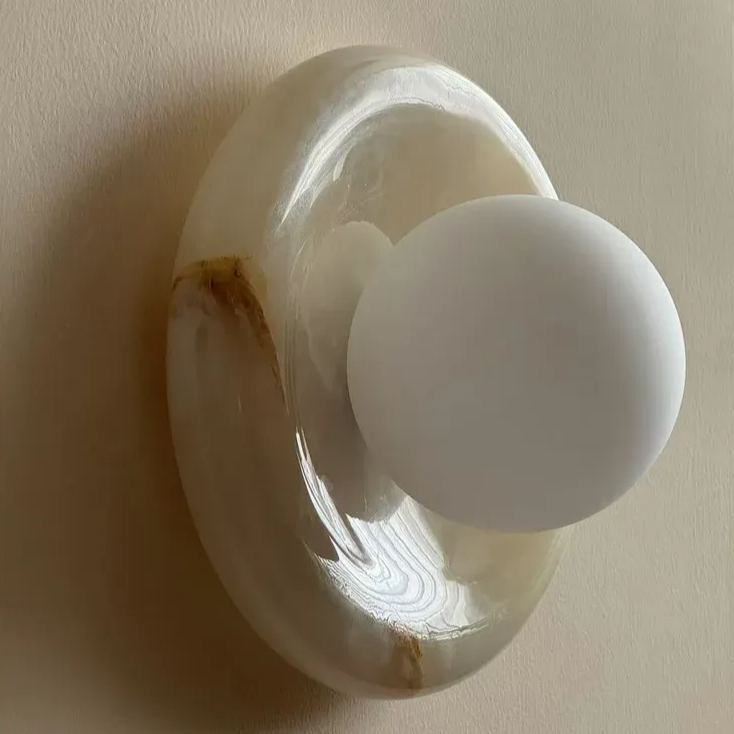 Éloise Marble Wall Lamp