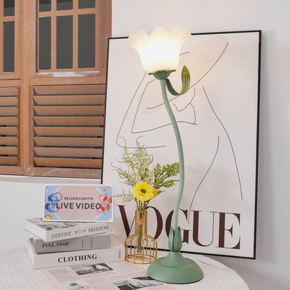 Isabelle Lily Flower Table Lamp with Elegant Floral Design