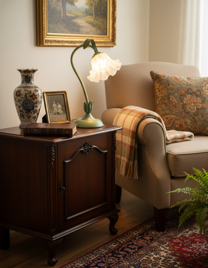 Isabelle Lily Flower Table Lamp with Elegant Floral Design