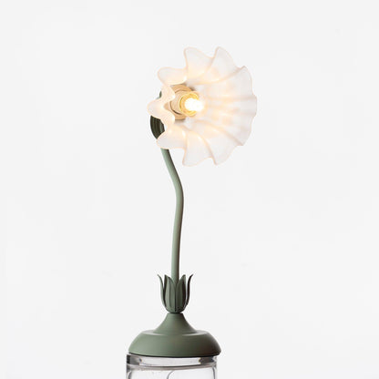 Isabelle Lily Flower Table Lamp with Elegant Floral Design