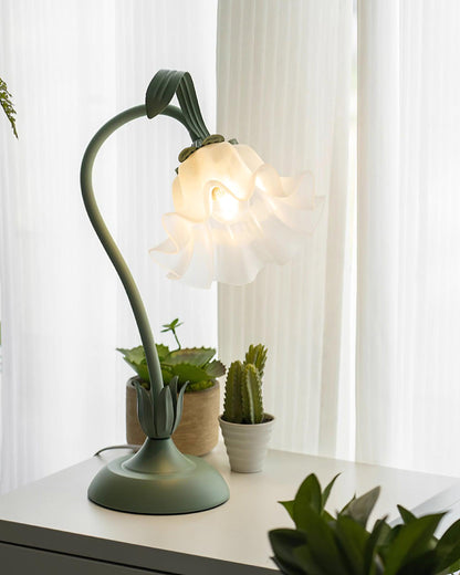 Isabelle Lily Flower Table Lamp with Elegant Floral Design