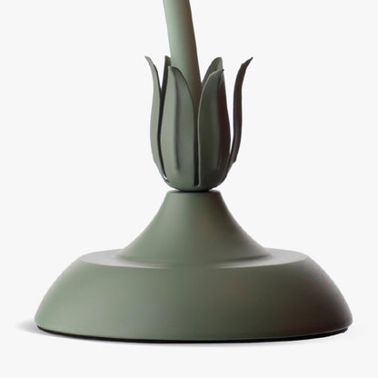 Isabelle Lily Flower Table Lamp with Elegant Floral Design