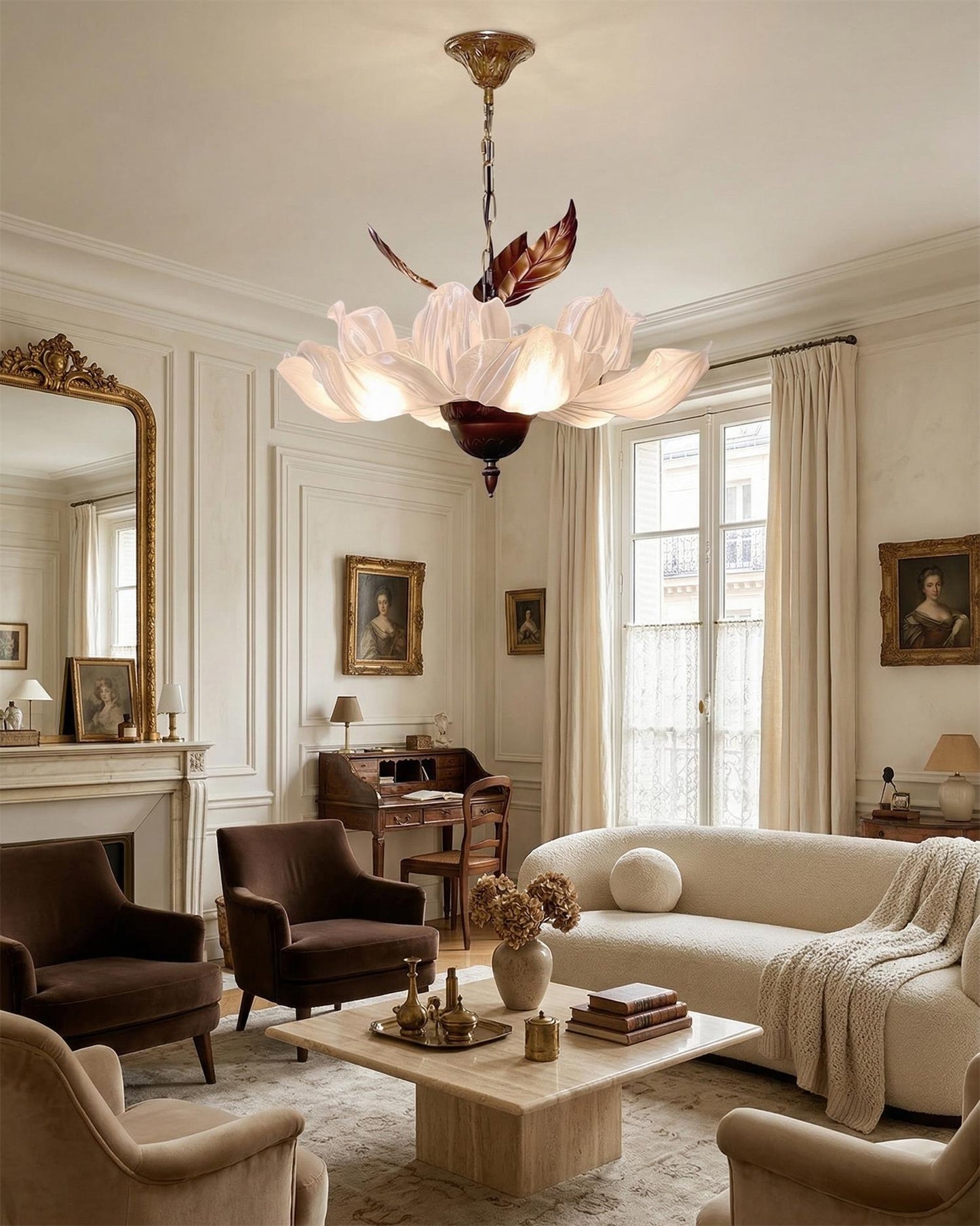 Amélie Bloom Chandelier