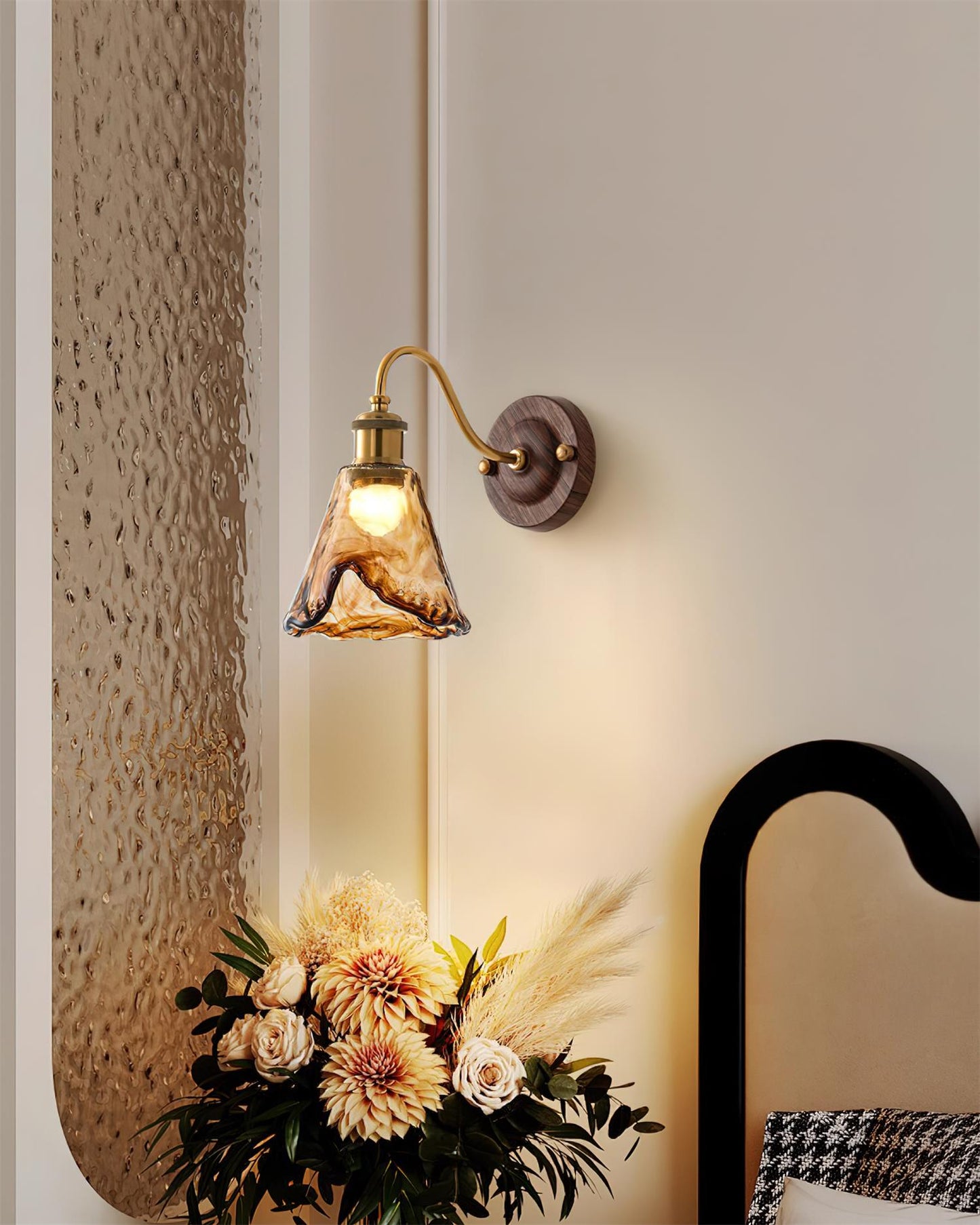 Élodie Nalia Amber Wall Lamp Metal and Glass Lighting