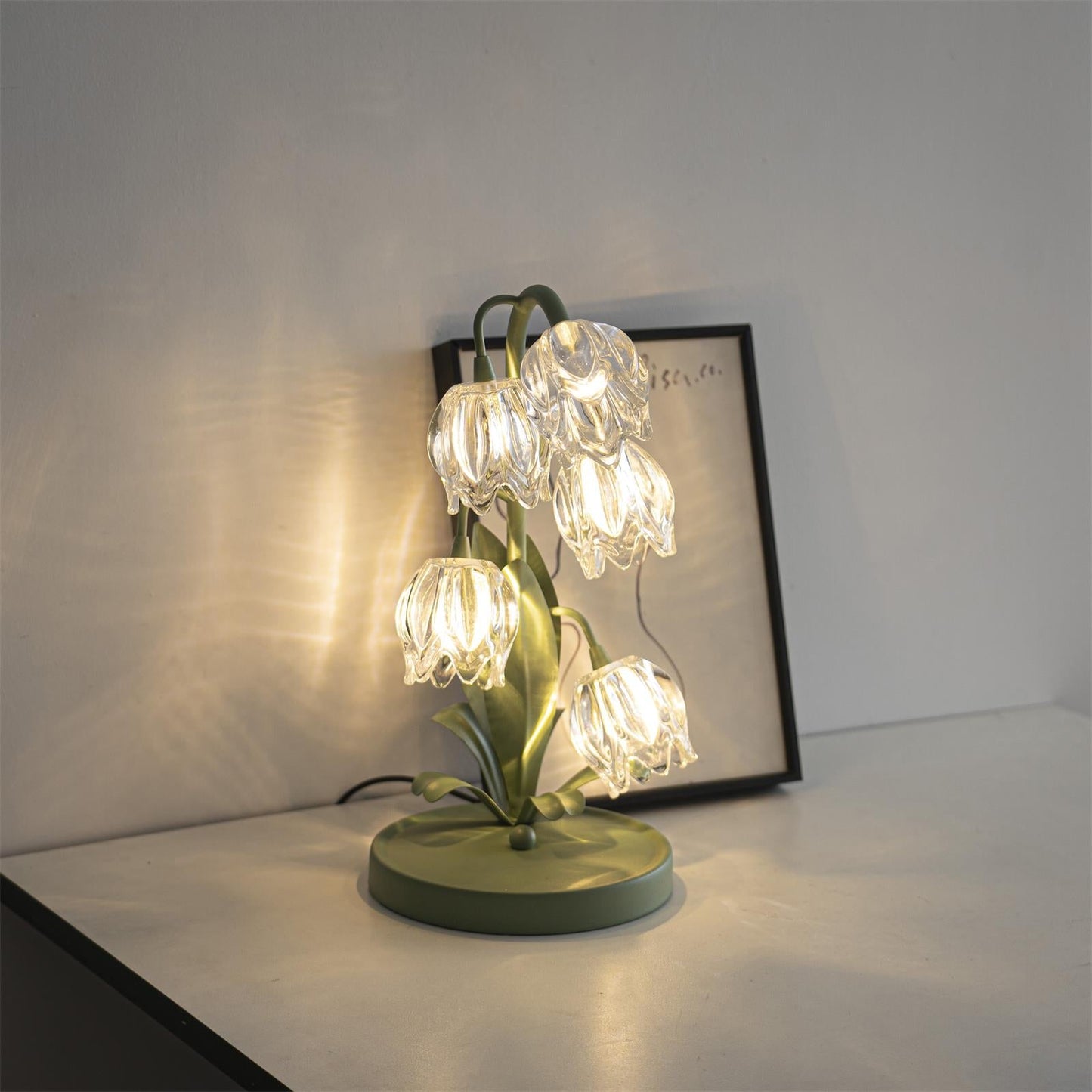 Aurélia Green Flower Table Lamp with Glass Petal Design
