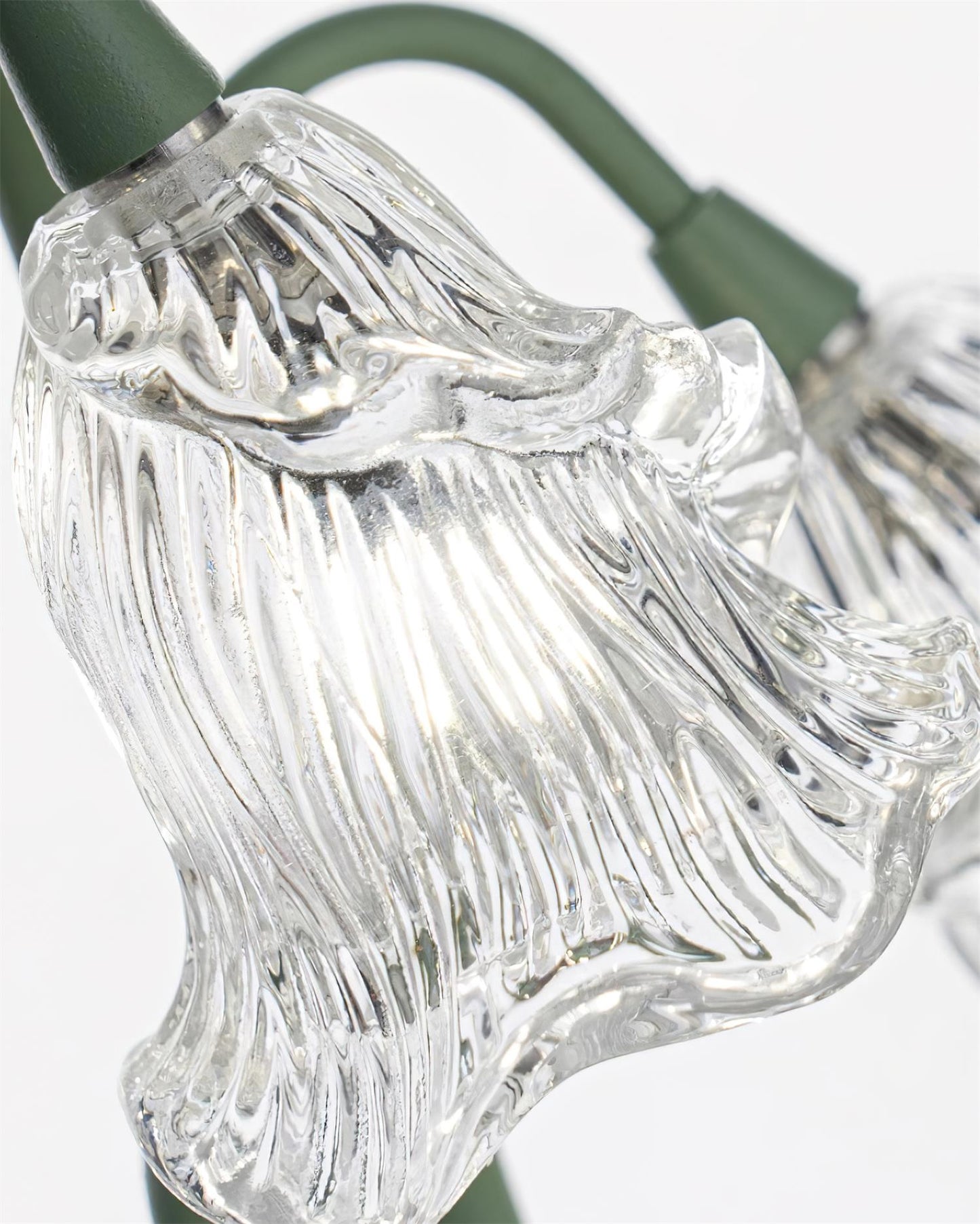 Aurélia Green Flower Table Lamp with Glass Petal Design