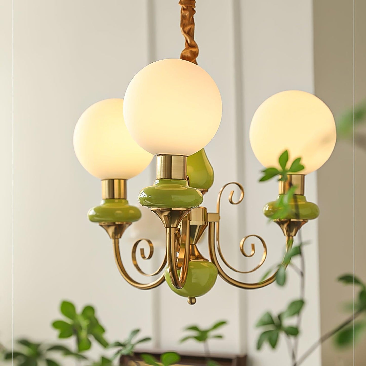 Isabelle Onyx Chandelier