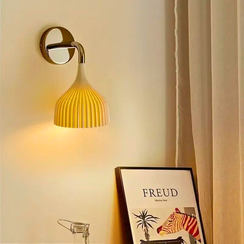 Élodie Radiant Flute Glass LED Lamp Series