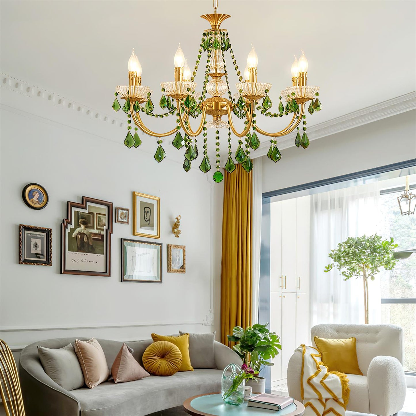 Geneviève Crystal Green Regal Chandelier