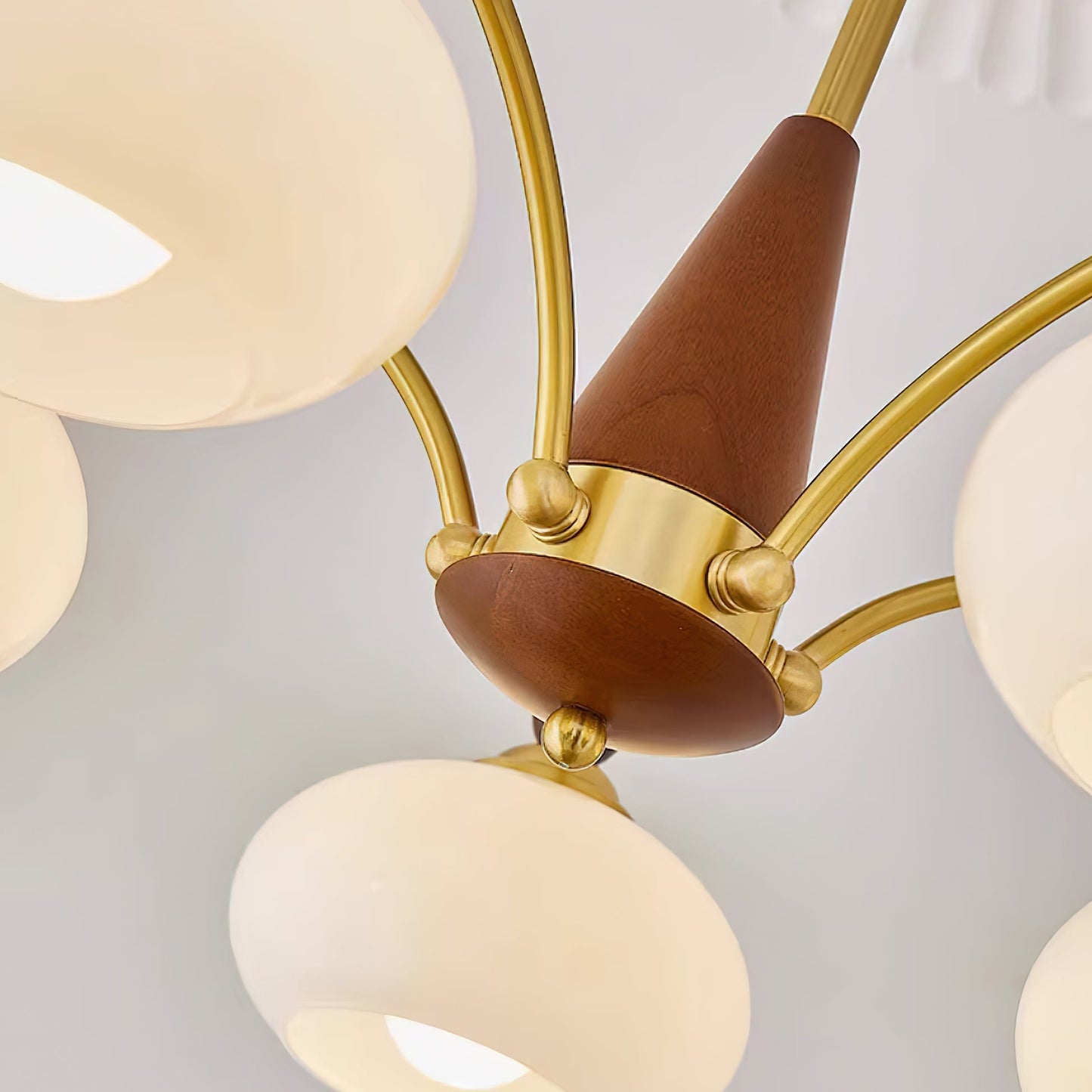 Céleste Retro Chandelier