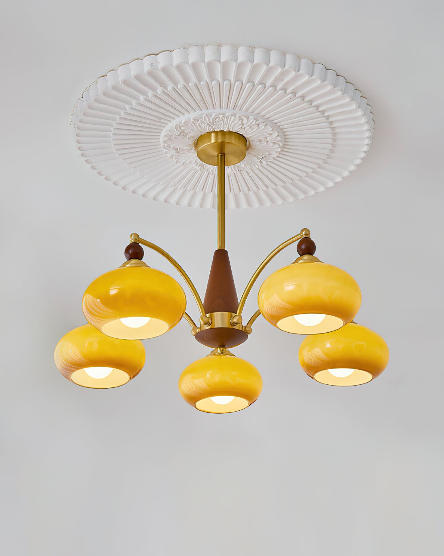 Céleste Retro Chandelier