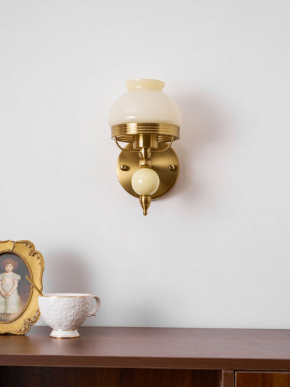 Amélie Retro Floral Wall Lamp with Glass Shade Design