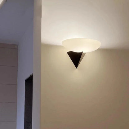 Élodie Horizon Mount LED Wall Lamp